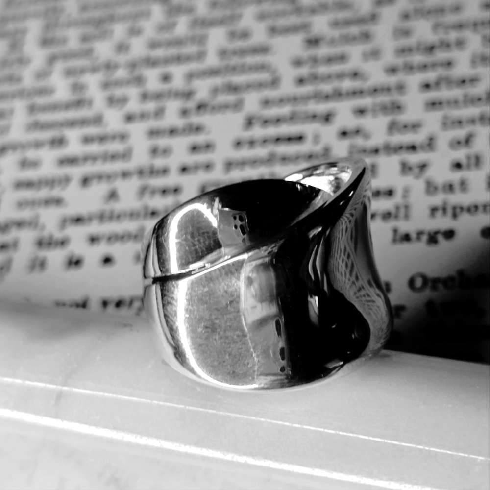Sterling Silver Statement Ring Size 7